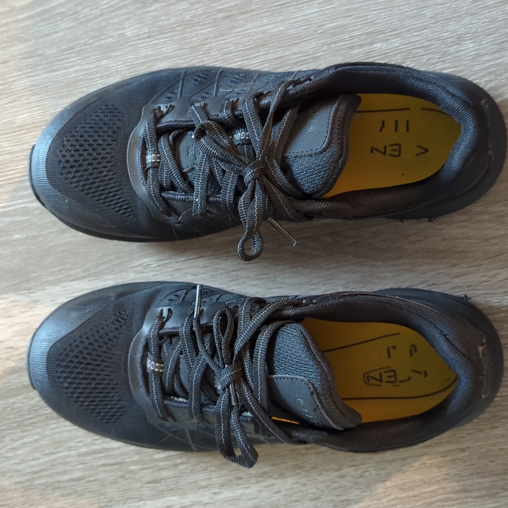 Keen Steel Toe Shoes